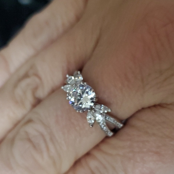 STERLING SILVER CRYSTAL GEMSTONE RING - Picture 2 of 6